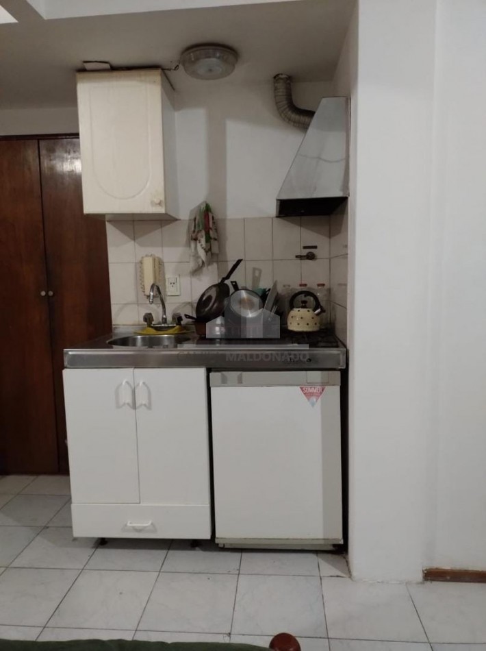 MONOAMBIENTE EN VENTA AV.COLON AL 1800