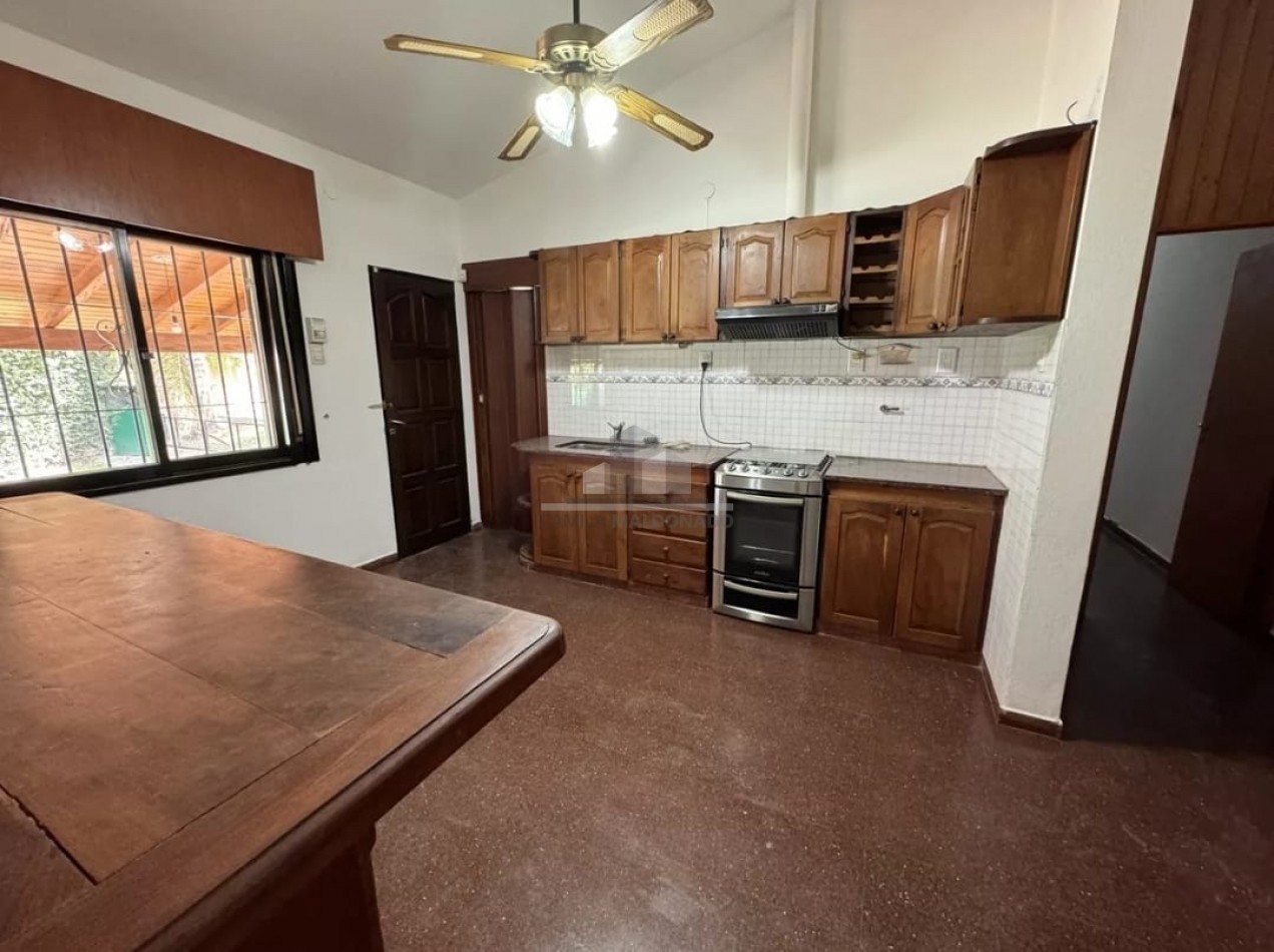 CASA EN VENTA UNQUILLO
