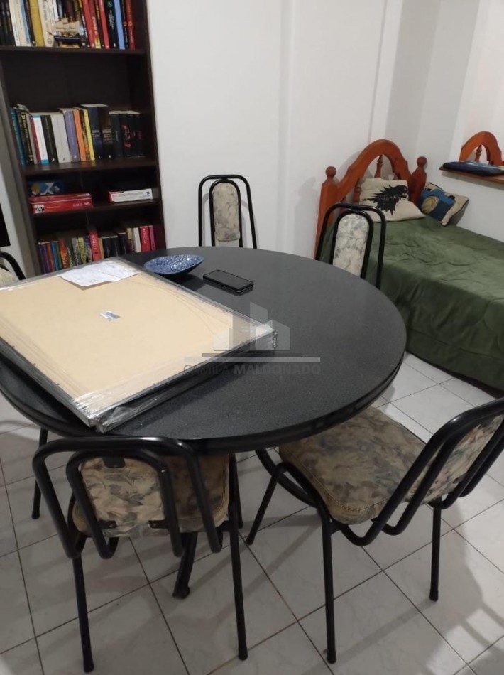 MONOAMBIENTE EN VENTA AV.COLON AL 1800