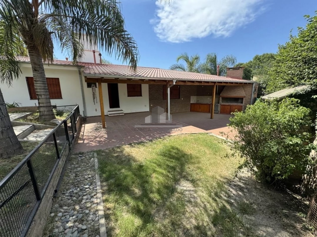 CASA EN VENTA UNQUILLO